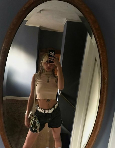 chaton potelé uniquementfans parfait nu des photos