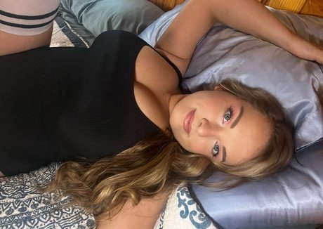 little miss chloe star exclusive galerie