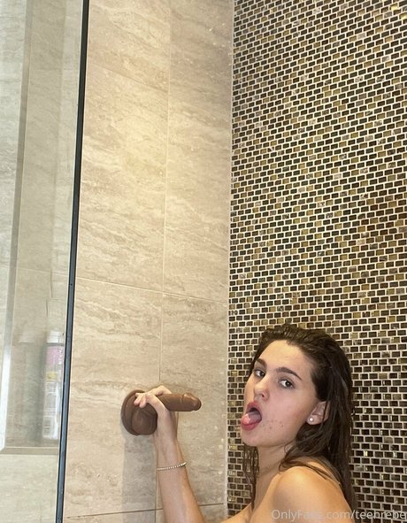 teenrebe modèle hd image