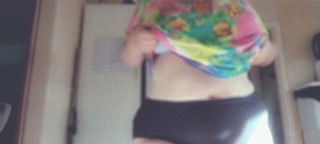 yazminrose12 haut de star du porno img