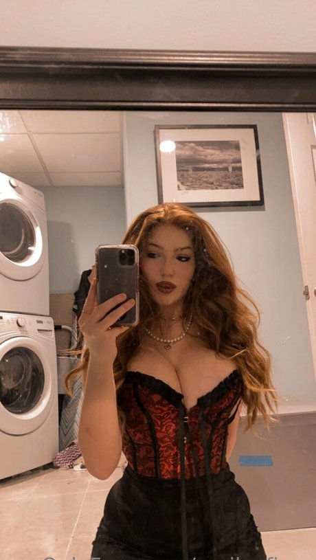 notemilyb modèle adulte images