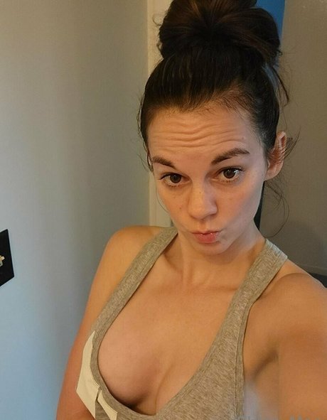 chloe mae star du porno nue galeries