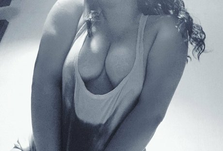 femmes au foyer uniquementfans nu sympa archive