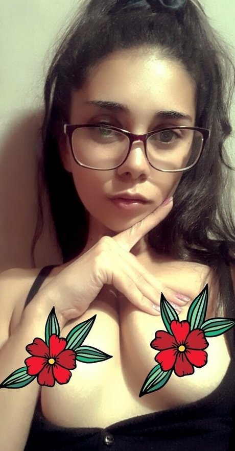 queenvcsext modèle érotique des photos