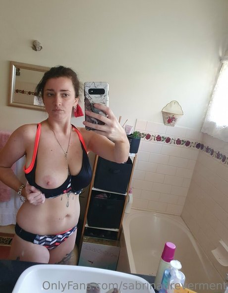 sabrinadreverment étoile exclusive archive