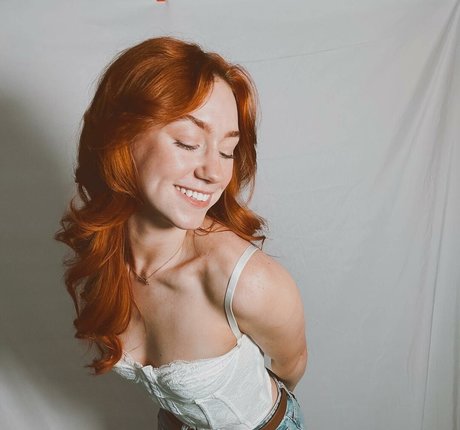 Ana Saia modèle artistique image