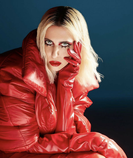 Hila Klein art de star du porno img