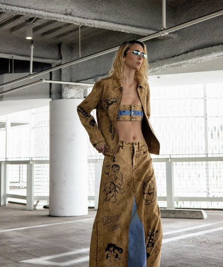 Hila Klein star du porno gratuite image