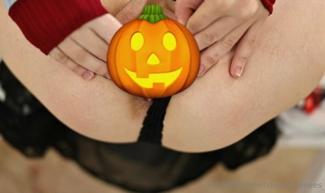 itskenziereeves mannequin galerie