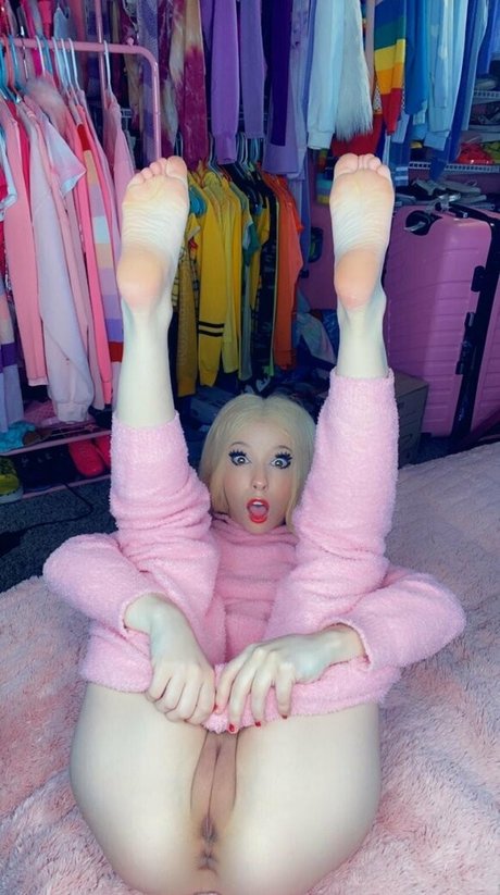 itskenziereeves actrice hd galerie