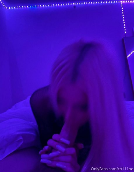 Chloe Spenceee star du porno érotique galeries