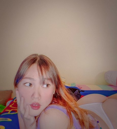 Moji3693 modèle hd image