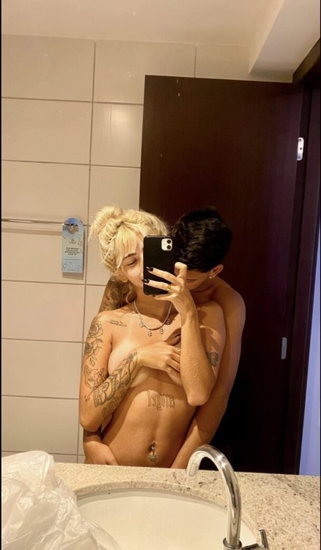 MC Thammy star du porno gratuite collection