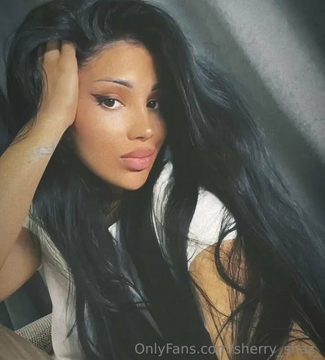 sherry shaz_ top star image