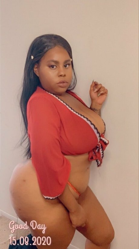 dangercurves modèle hd photo