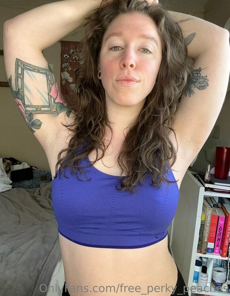 free perky peaches sexe de star du porno image