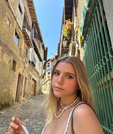 Giulia Nassa star du porno chaude image