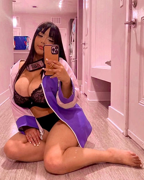 fans asiatiques potelés uniquement nus de haute qualité collection