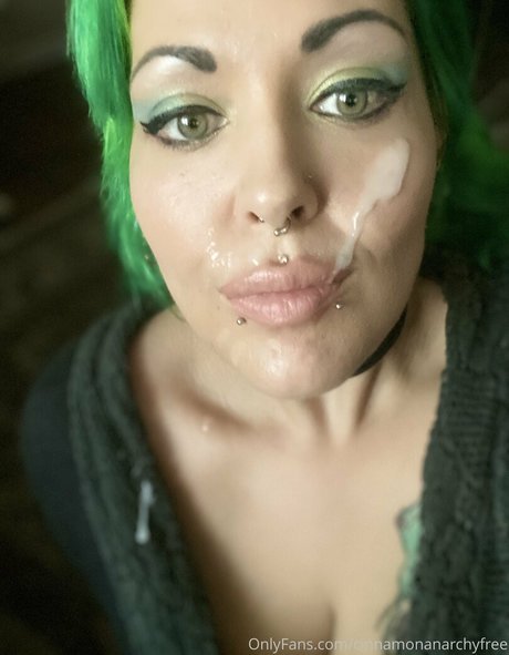 cinnamonanarchyfree joli modèle photos