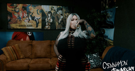 cinnamonanarchyfree actrice nue galerie