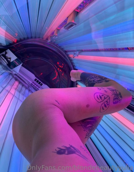 blondebeautyyulia modèle de haute qualité des photos