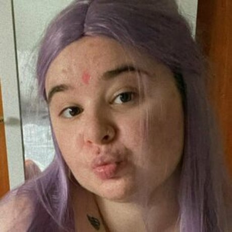 lingeriequeenfree modèle gratuit des photos