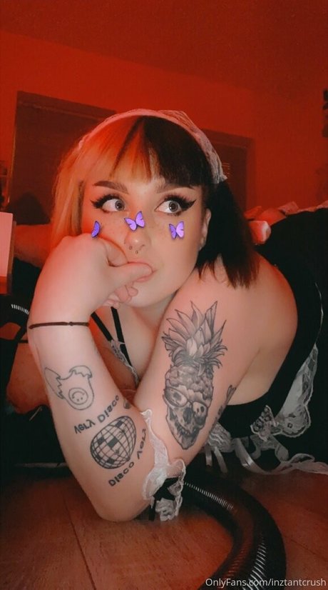 Inztantcrush modèle magnifique des photos