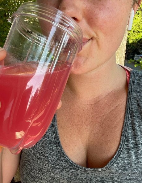 chatte giclante onlyfans art pornographique img