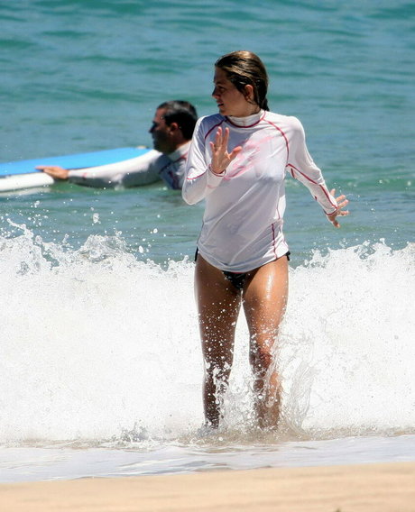 chaton courbé onlyfans parfait chaud image