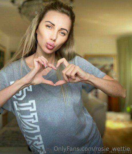 rosie wettie haut modèle photos