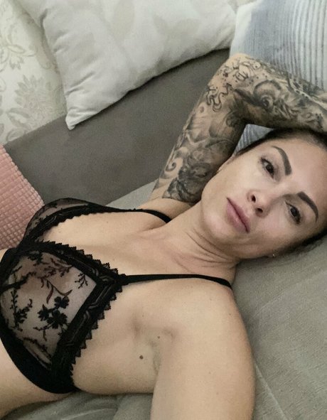 fans noirs enceintes uniquement la plus belle image