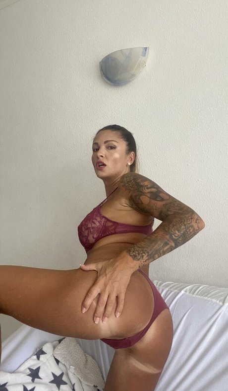 sarahmontanavip modèle sexy photos