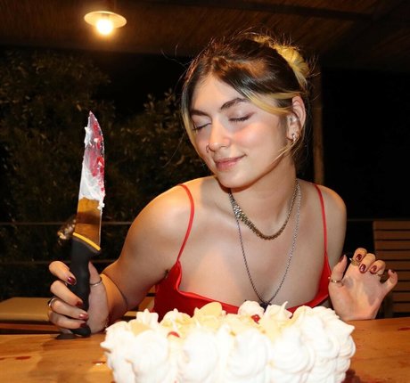 Ayca Tilki belle star du porno img