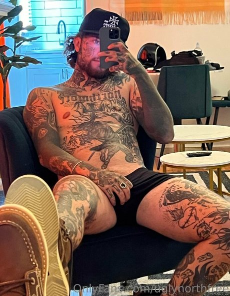 uglynorthfree modèle adulte archive