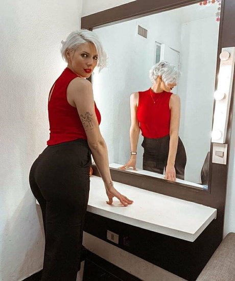 Tamara Bella étoile chaude images