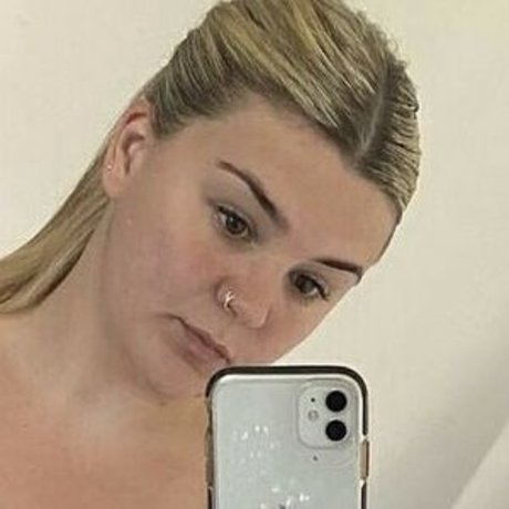 Hollie Jakeway belle star du porno des photos