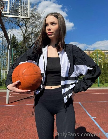 holy polly star du porno en haute qualité photo