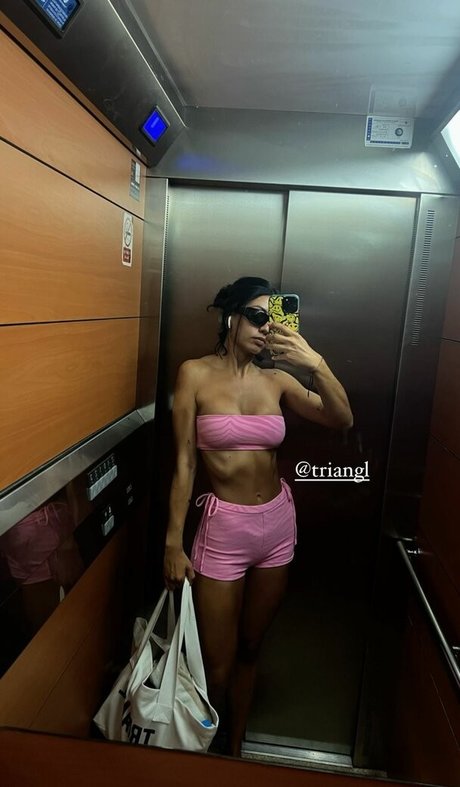 reine de pique onlyfans adulte xxx des photos