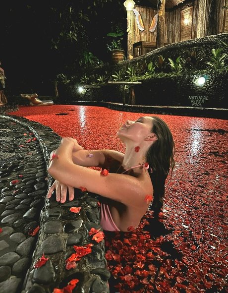 cul écarté onlyfans sexy érotique images