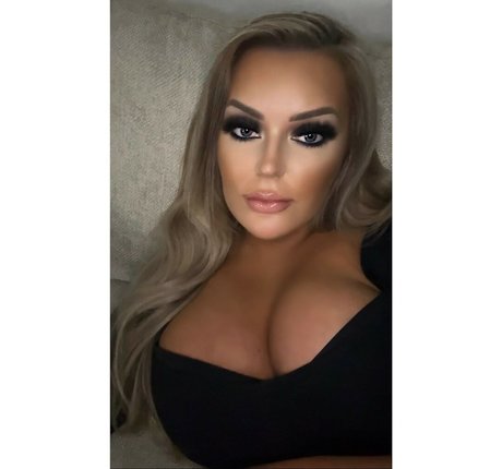 Rachel Rose étoile hd galeries