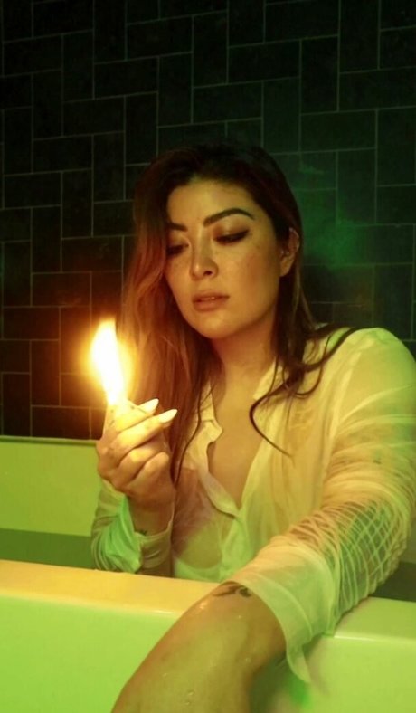 Ashlynn Arias modèle porno archive