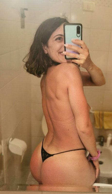 leirnin_ joli modèle des photos