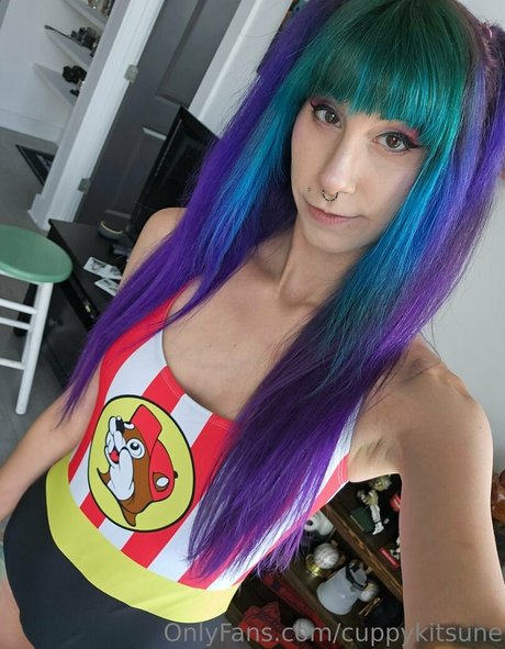 pom-pom girl asiatique onlyfans érotique gratuit collection