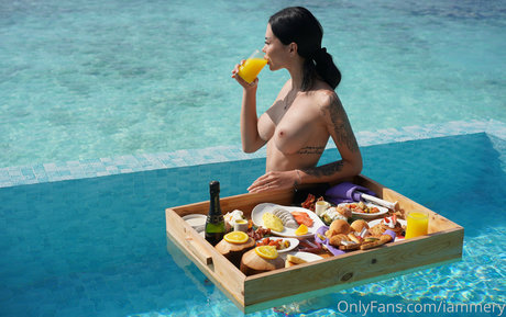 enceintes soumises onlyfans nus sexy photo