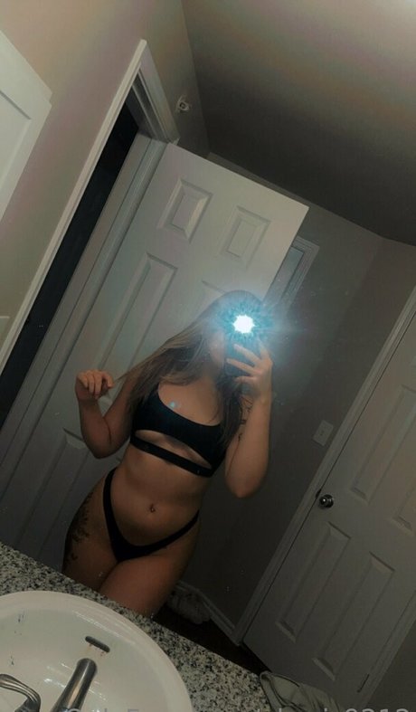 rousse aux gros seins onlyfans nus parfaits images