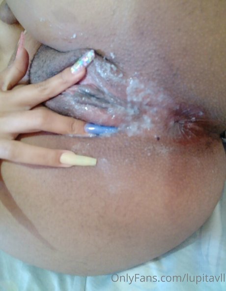 lupitavll modèle chaud galerie