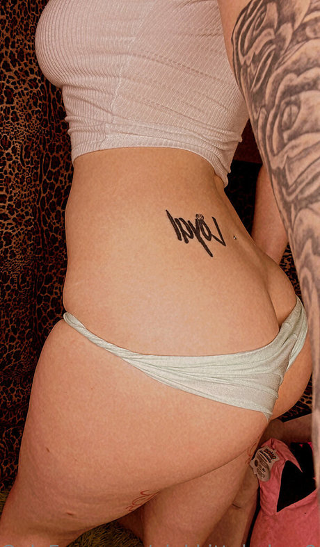 MwahhhhBaby actrice nue galeries