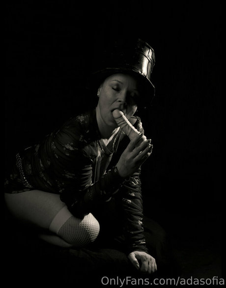 adasofia joli modèle photo