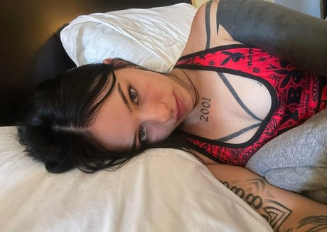 astralnympf star du porno en haute qualité img