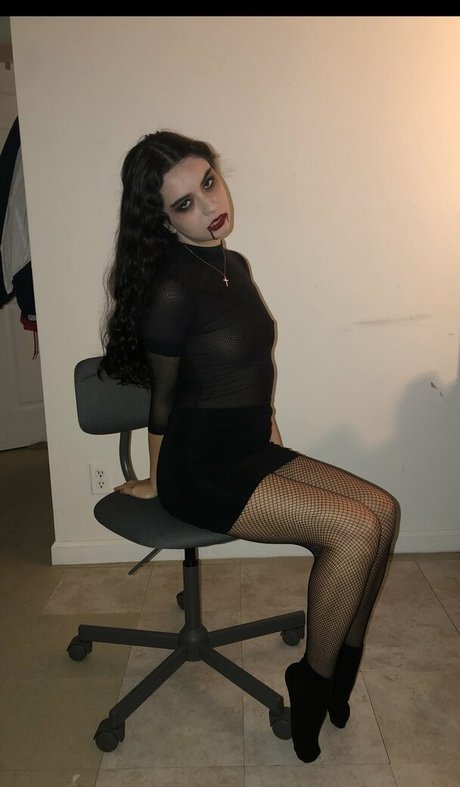 Mia Kerin étoile sexy galerie